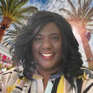 Me Headshot Hollie Me Headshot Hollie